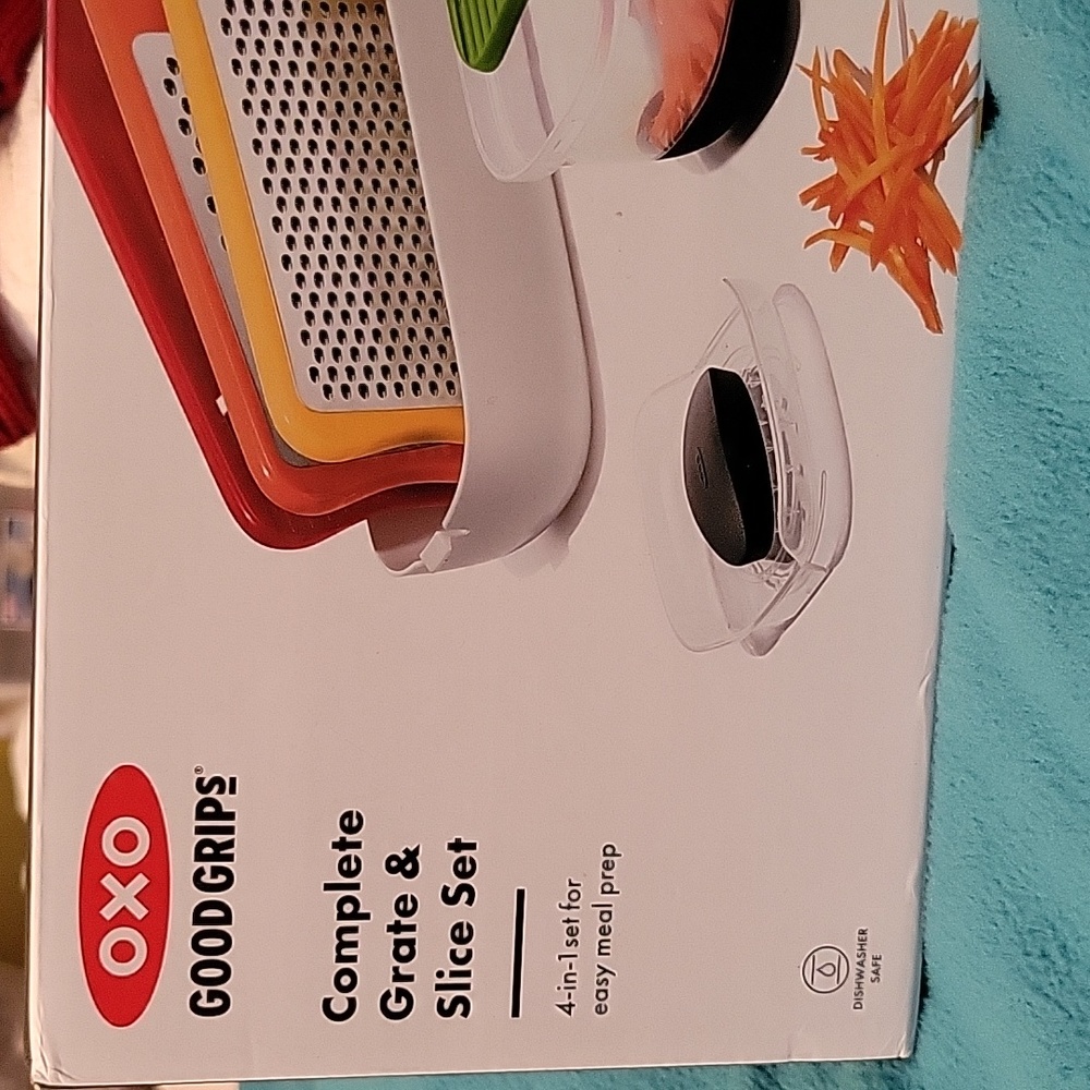 New Complete Grate & Slice Set